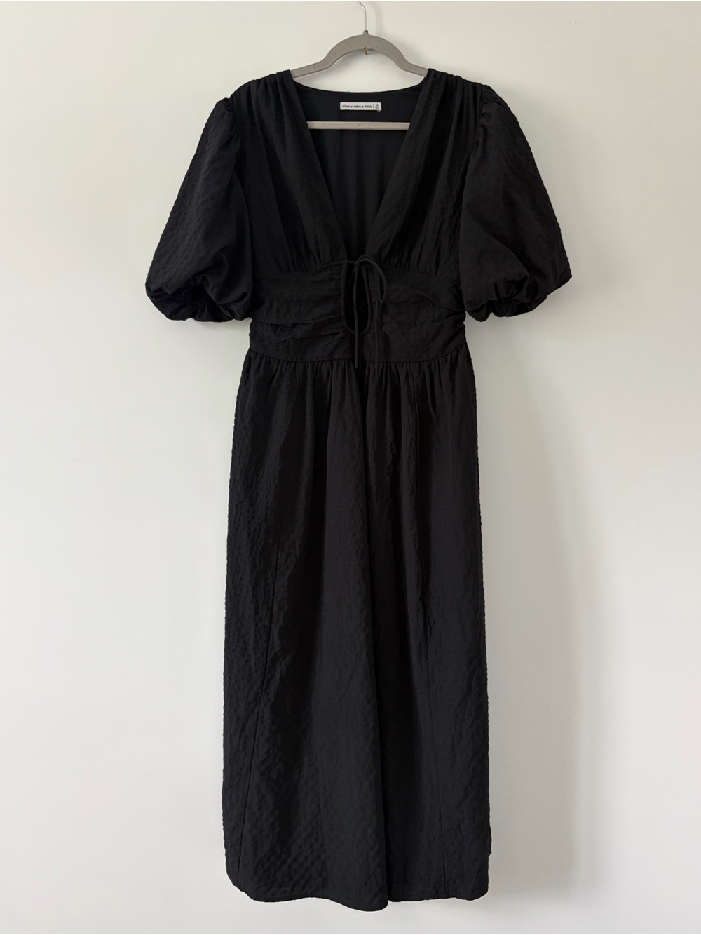 Abercrombie & Fitch Tie Front Textured Puffed Sleeves Maxi Dress Black M